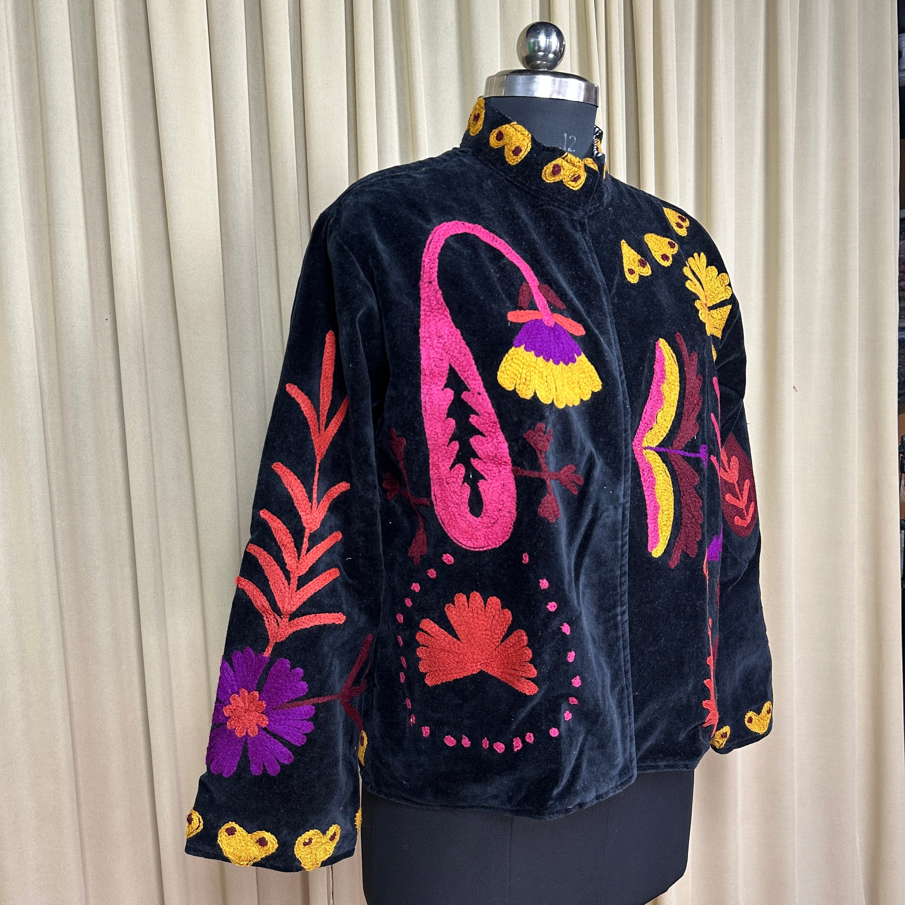 Boho Hand Embroidered Velvet Suzani Jacket, Black Floral Open Front Coat Winter Wear Free Size Robe Retro Chic Free Size Robe Blazer for Her
