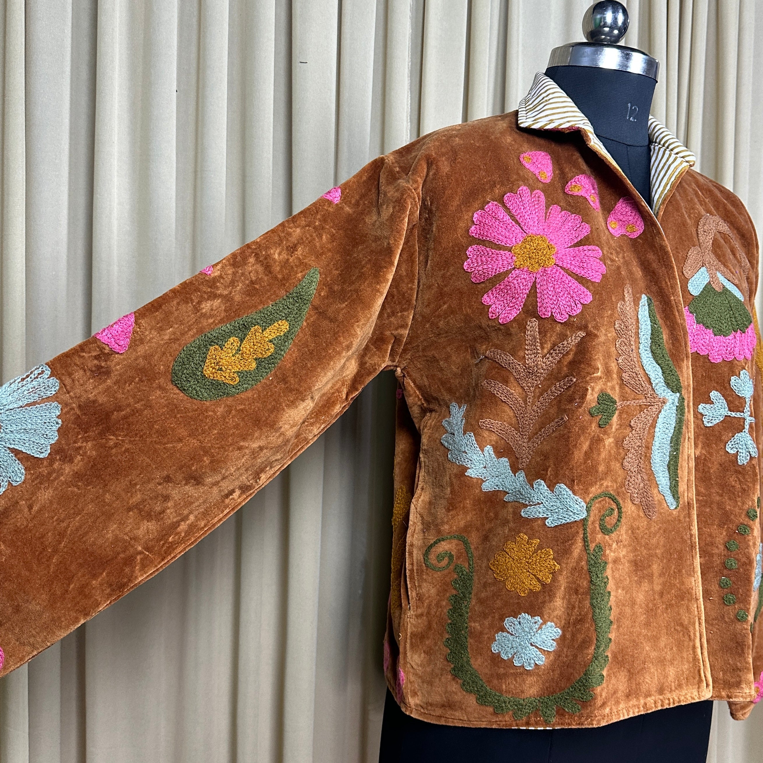 Boho Hand Embroidered Velvet Suzani Jacket, Brown Floral Open Front Coat Winter Wear Free Size Robe Retro Chic Free Size Robe Blazer for Her