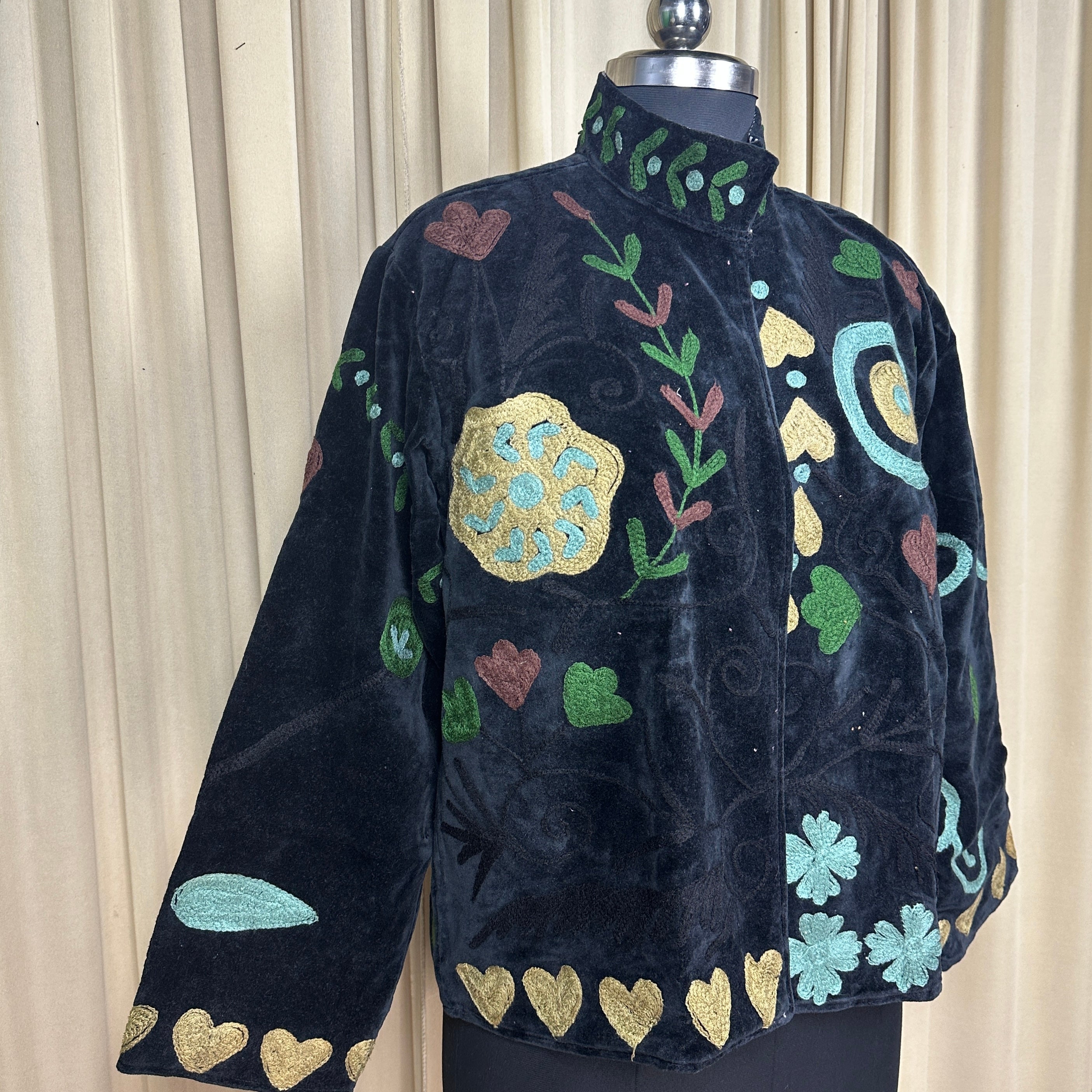 Boho Hand Embroidered Velvet Suzani Jacket, Black Floral Open Front Coat Winter Wear Free Size Robe Retro Chic Free Size Robe Blazer for Her