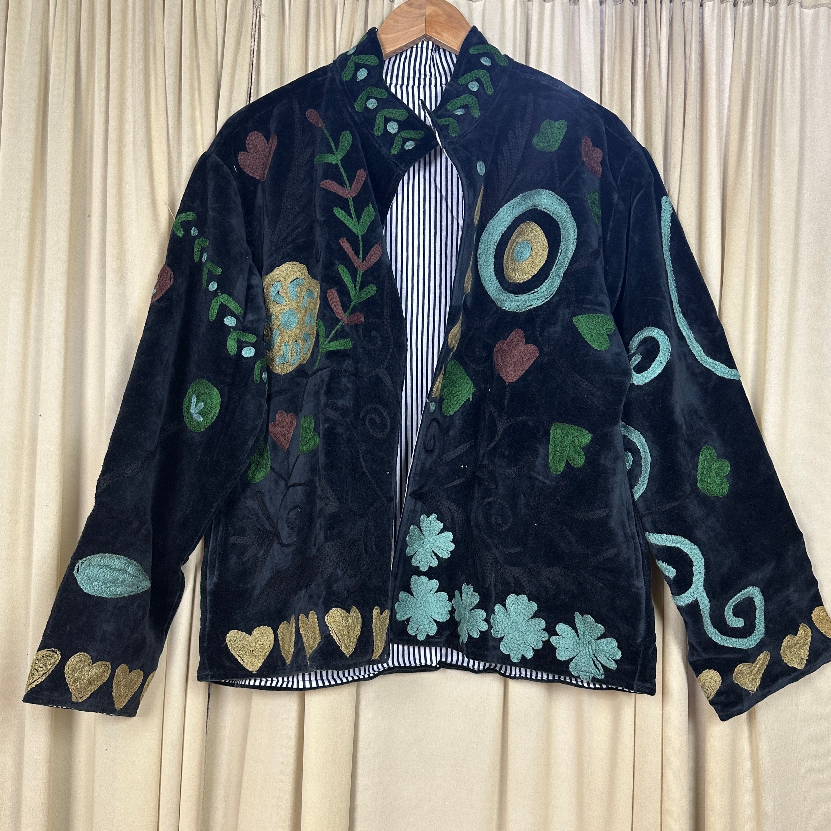 Boho Hand Embroidered Velvet Suzani Jacket, Black Floral Open Front Coat Winter Wear Free Size Robe Retro Chic Free Size Robe Blazer for Her