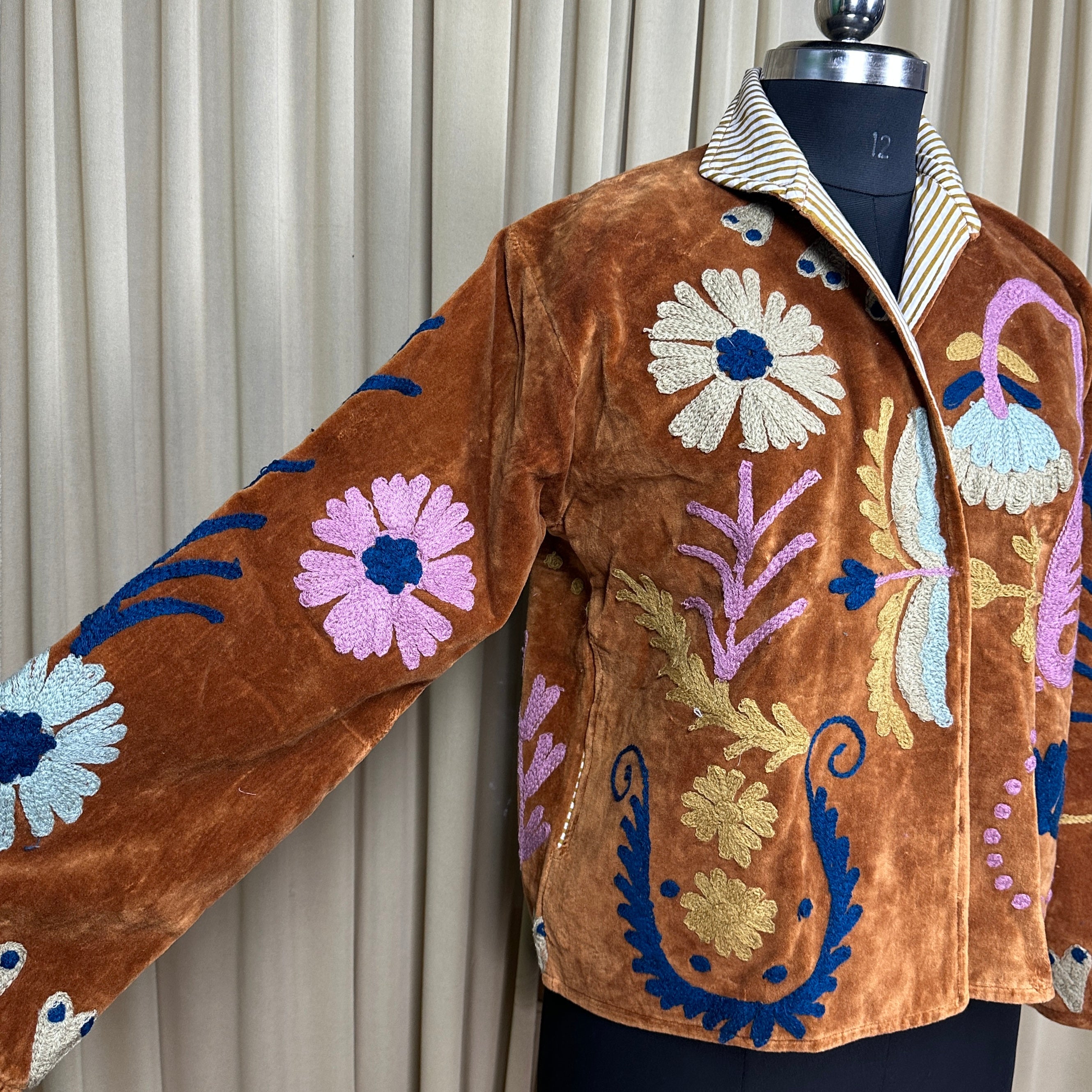 Boho Hand Embroidered Velvet Suzani Jacket, Brown Floral Open Front Coat Winter Wear Free Size Robe Retro Chic Free Size Robe Blazer for Her