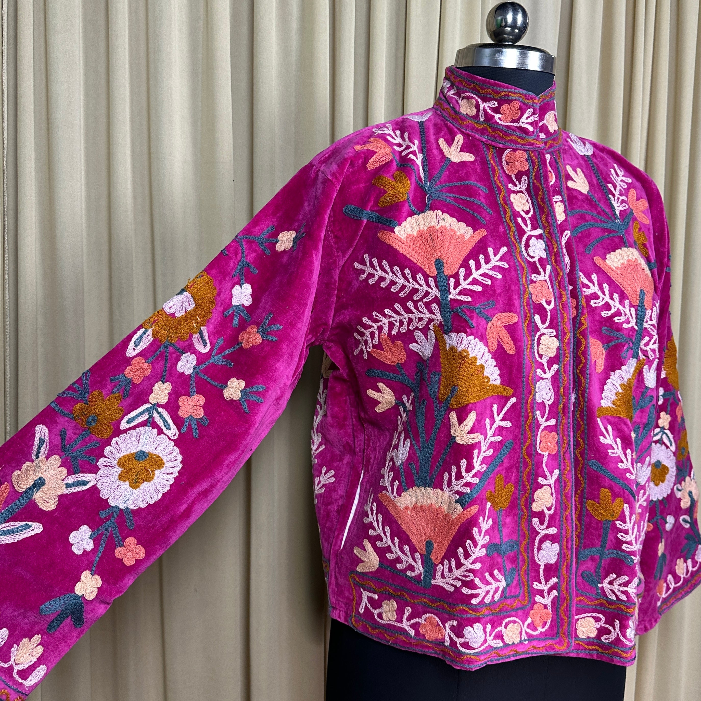 Boho Hand Embroidered Velvet Suzani Jacket, Pink Floral Open Front Coat Winter Wear Free Size Robe Retro Chic Free Size Robe Blazer for Her