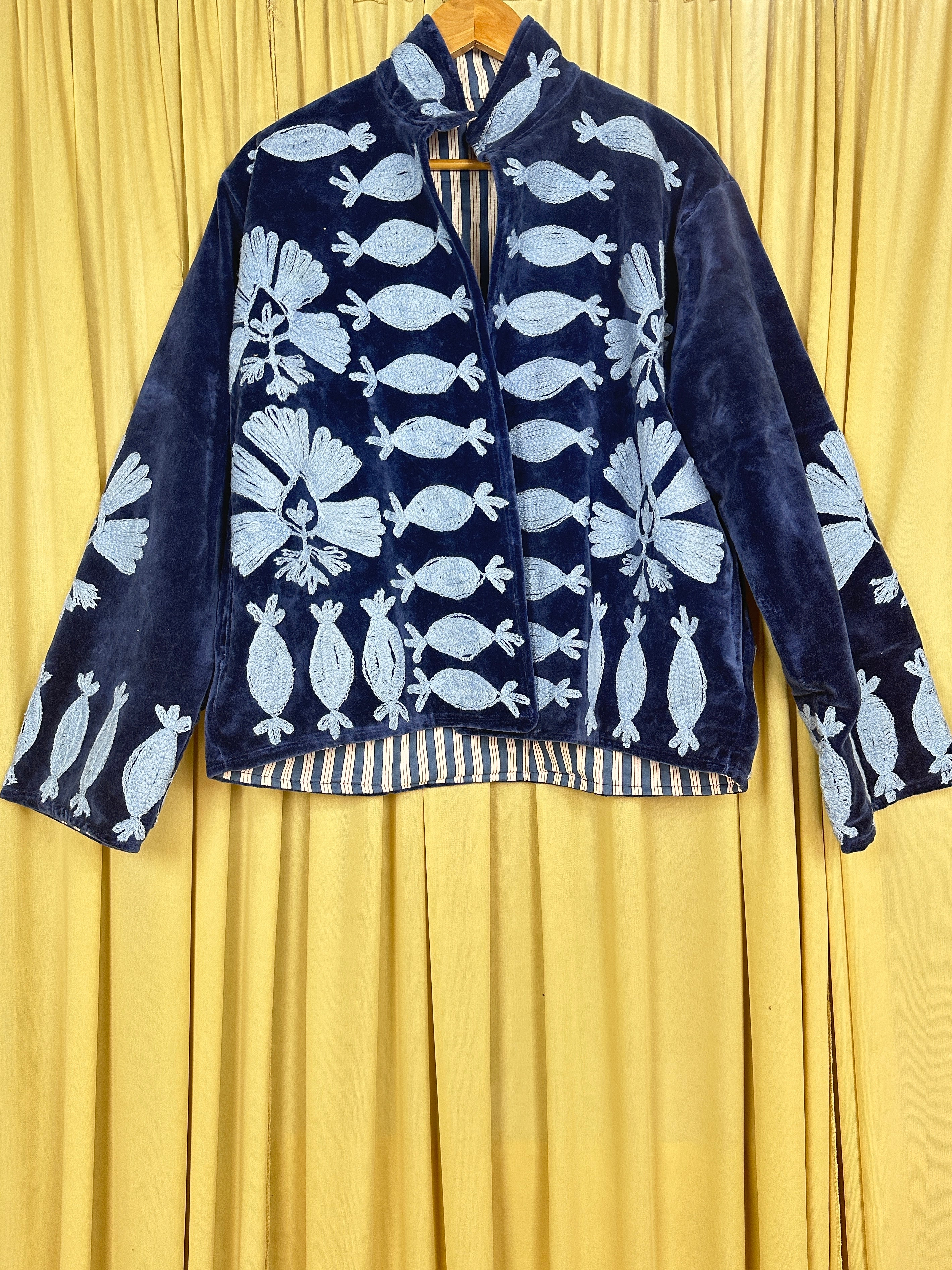 Boho Hand Embroidered Velvet Suzani Jacket, Blue Floral Open Front Coat Winter Wear Free Size Robe Retro Chic Free Size Robe Blazer for Her