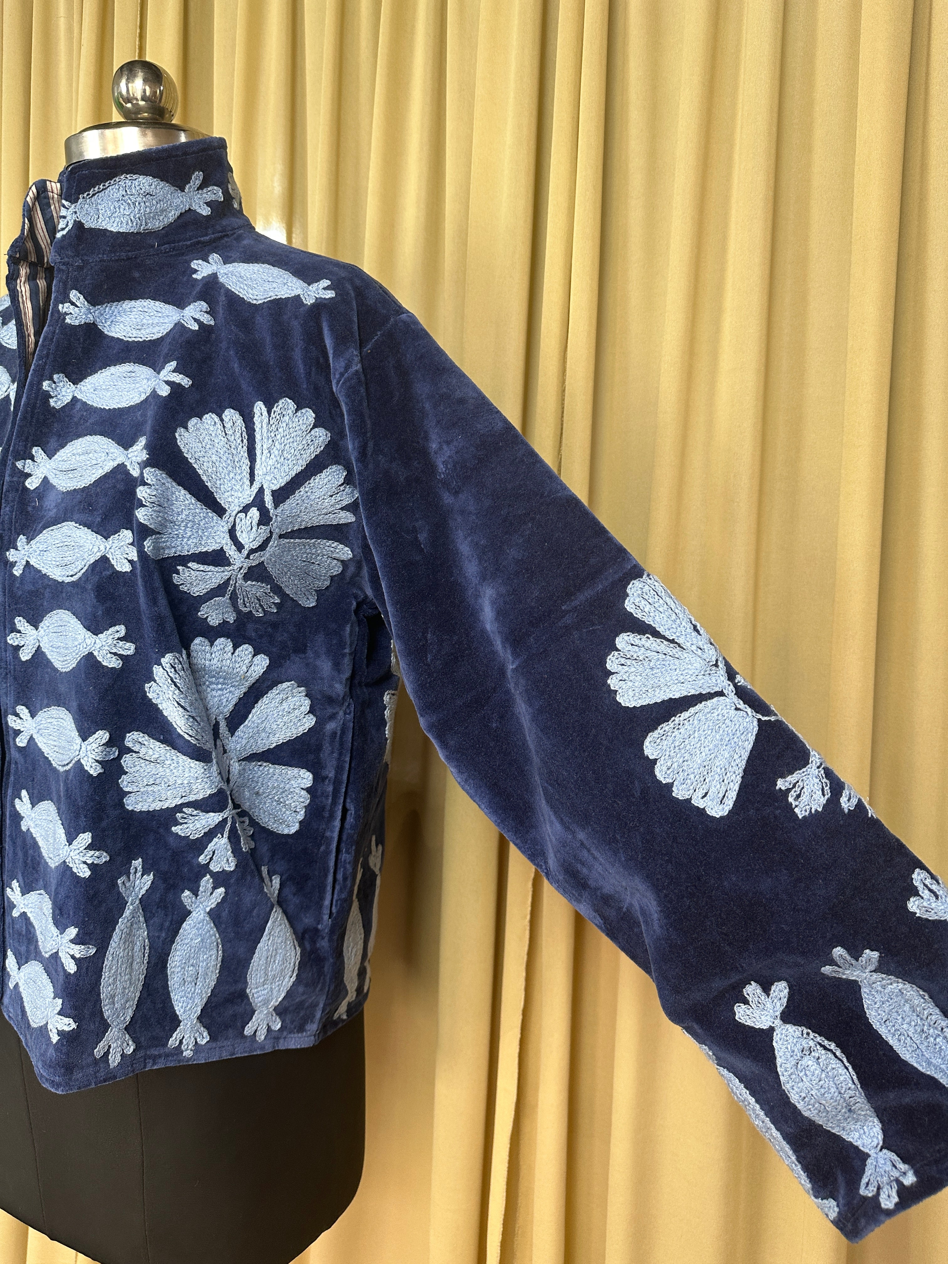 Boho Hand Embroidered Velvet Suzani Jacket, Blue Floral Open Front Coat Winter Wear Free Size Robe Retro Chic Free Size Robe Blazer for Her