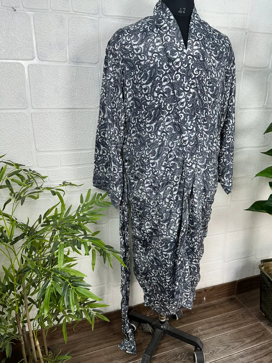 Boho Men Silk Kimono Robe, Luxury Silk Dressing Gown for Man, Long House Beach Artist Bathrobe, Birthday Present for husband, Gift for Him