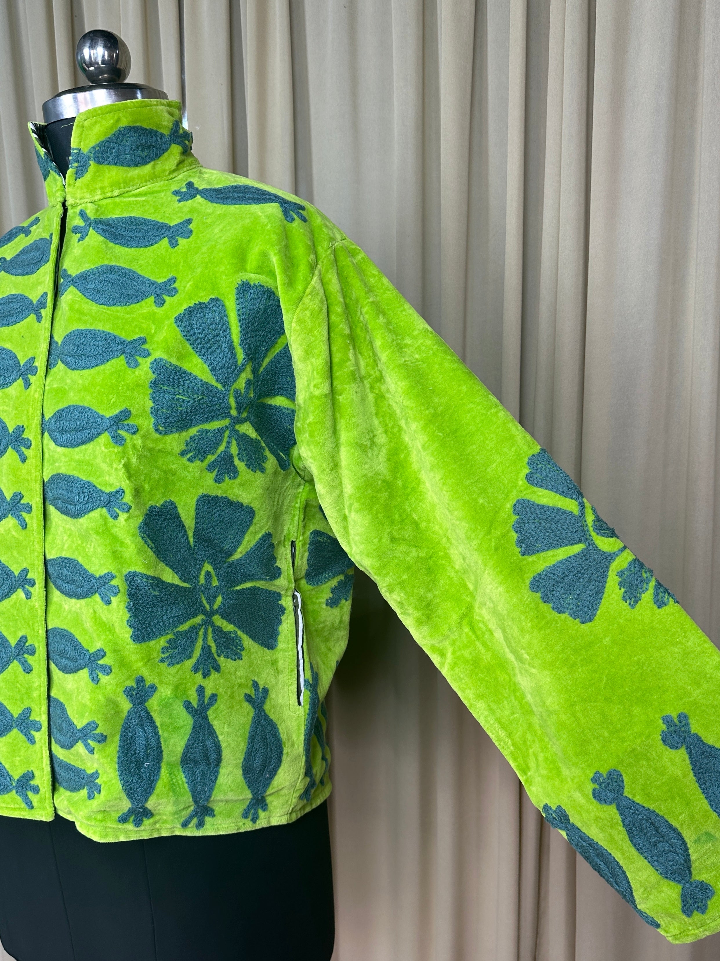 Boho Hand Embroidered Velvet Suzani Jacket, Green Floral Open Front Coat Winter Wear Free Size Robe Retro Chic Free Size Robe Blazer for Her