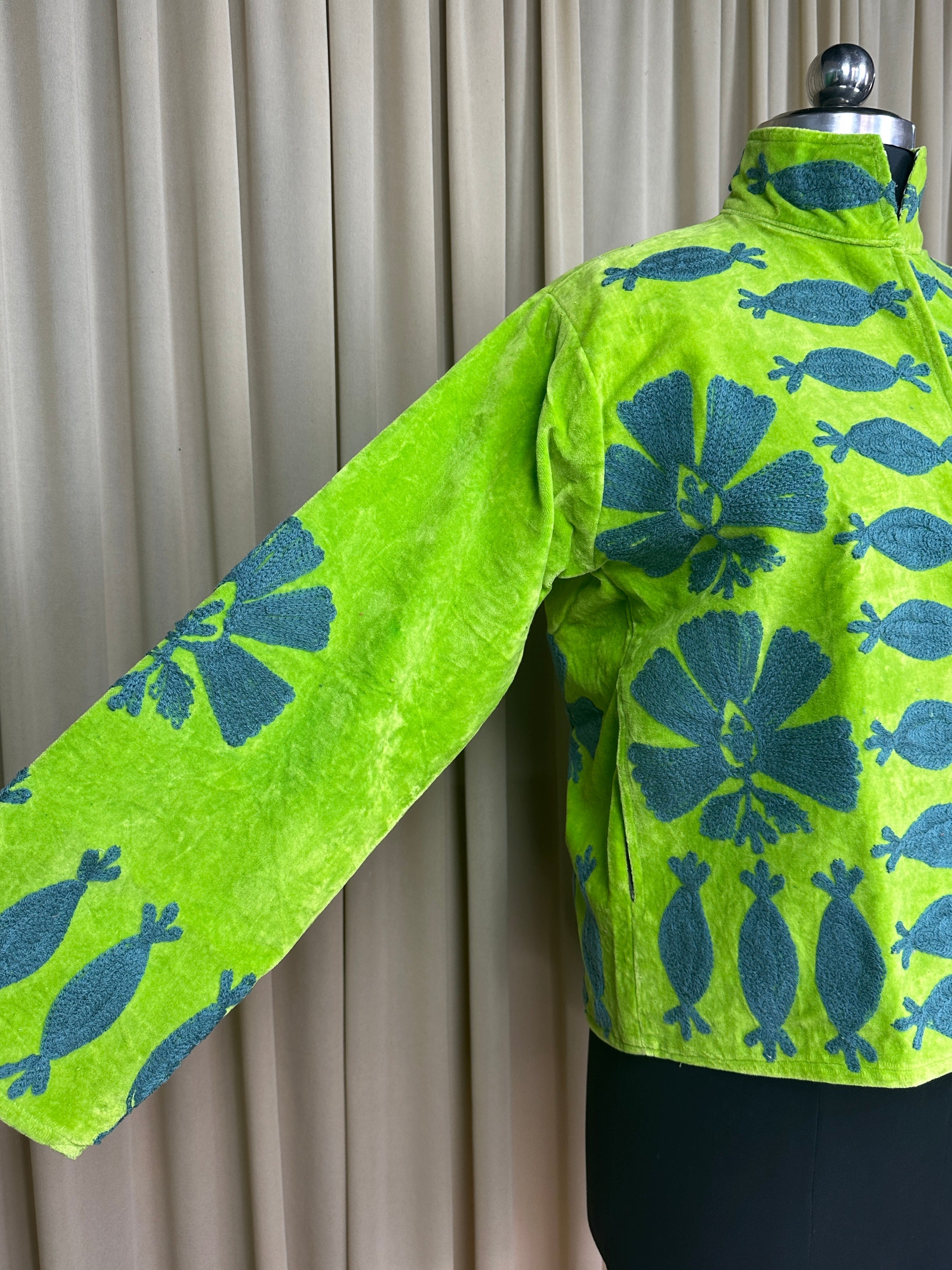 Boho Hand Embroidered Velvet Suzani Jacket, Green Floral Open Front Coat Winter Wear Free Size Robe Retro Chic Free Size Robe Blazer for Her