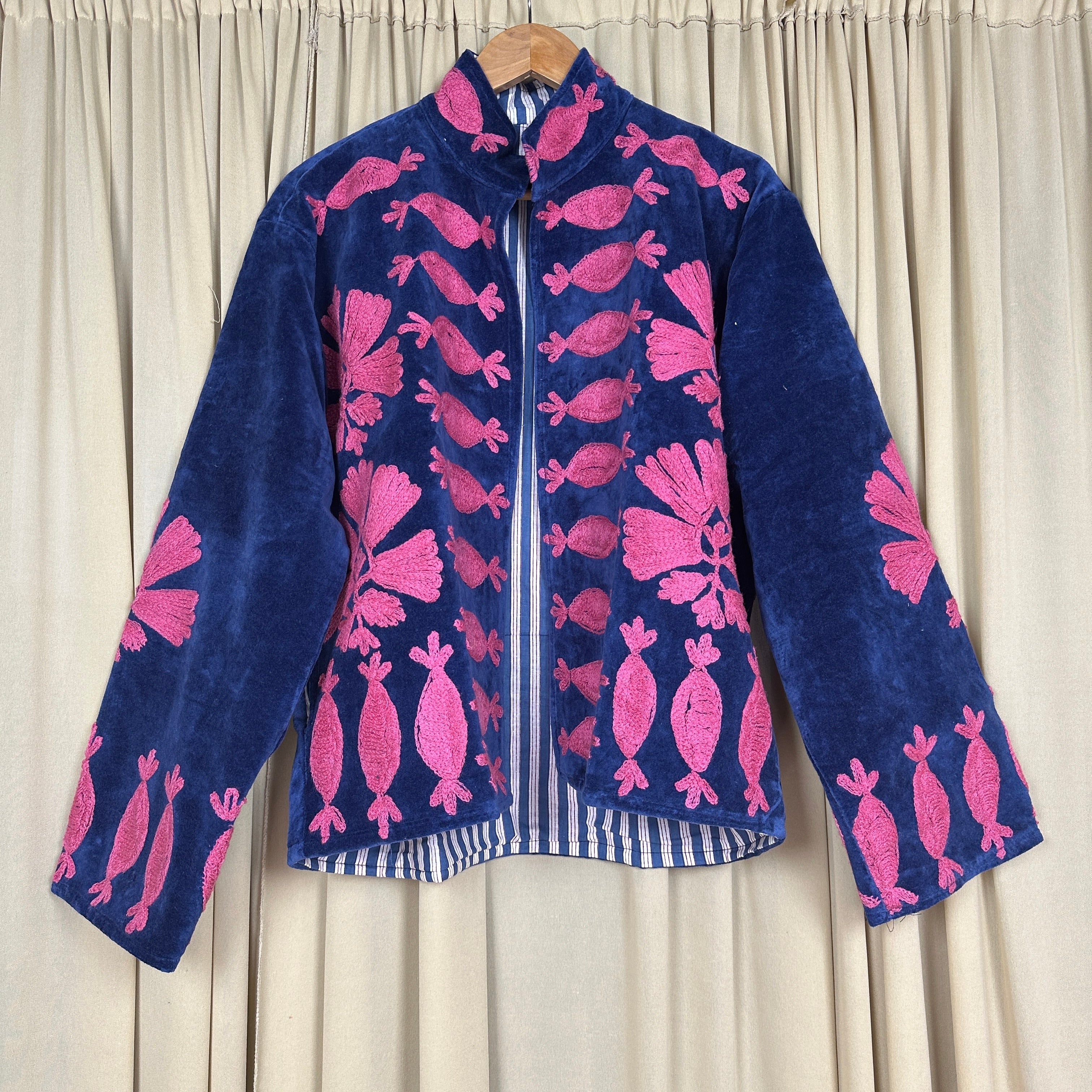 Boho Hand Embroidered Velvet Suzani Jacket, Blue Floral Open Front Coat Winter Wear Free Size Robe Retro Chic Free Size Robe Blazer for Her