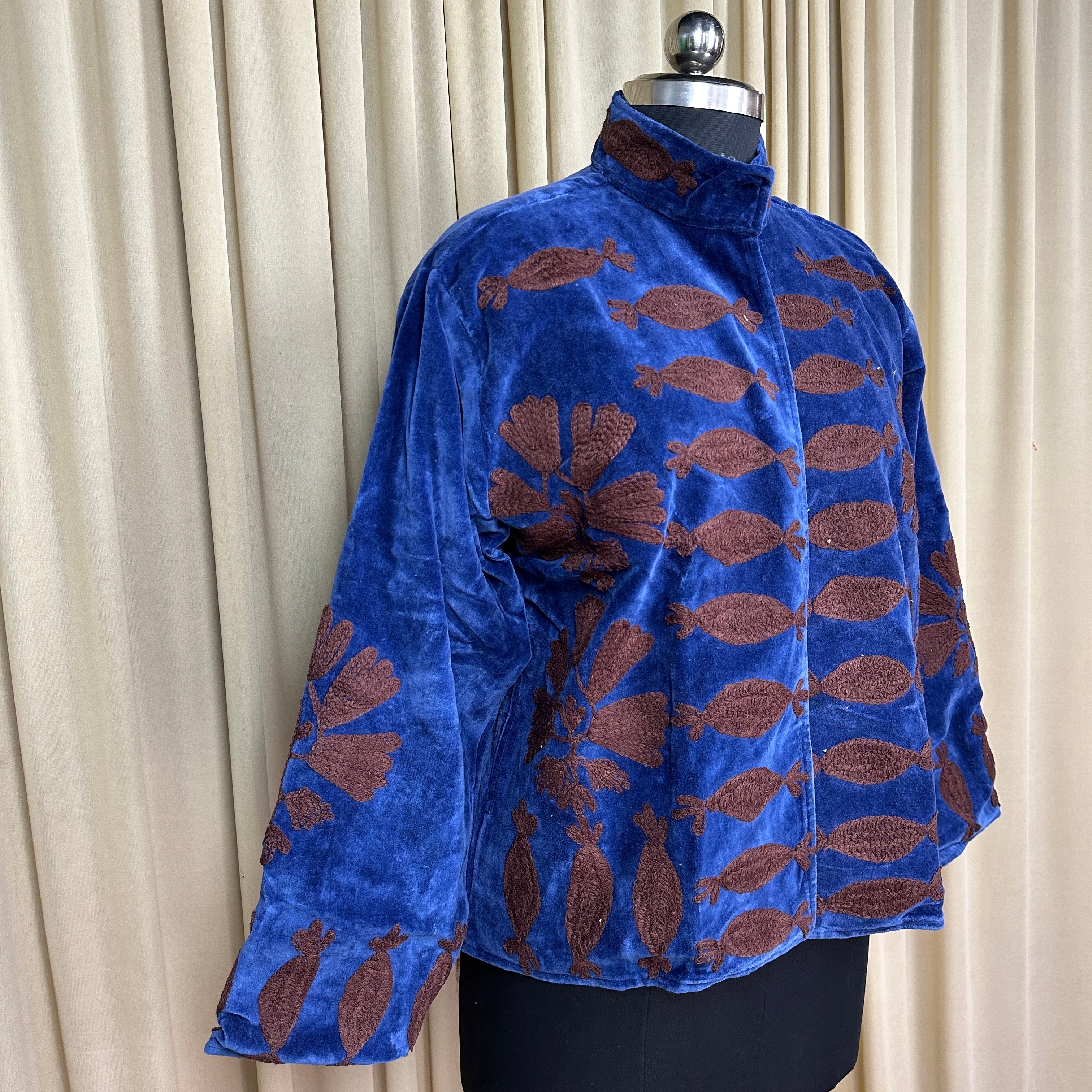 Boho Hand Embroidered Velvet Suzani Jacket, Blue Floral Open Front Coat Winter Wear Free Size Robe Retro Chic Free Size Robe Blazer for Her