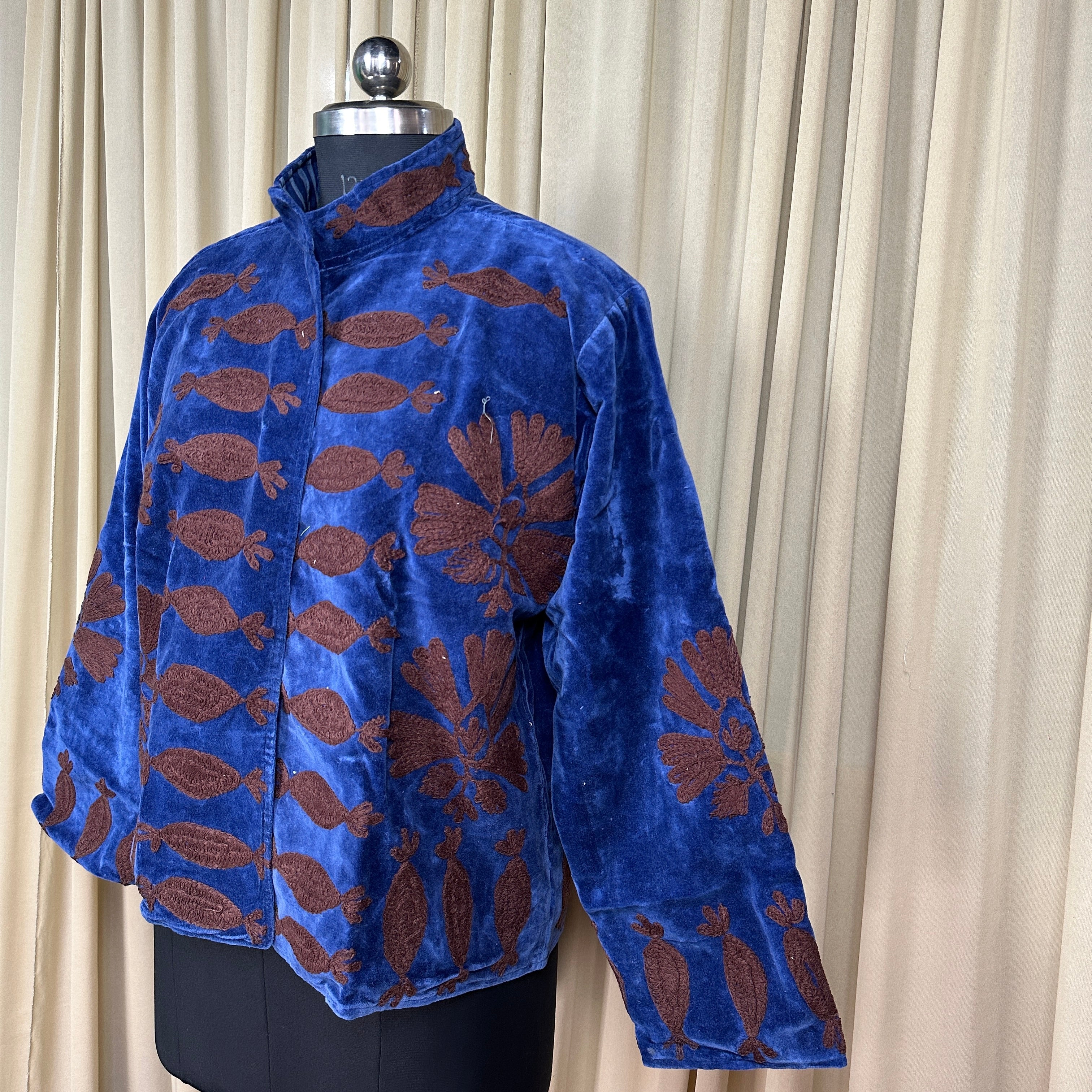 Boho Hand Embroidered Velvet Suzani Jacket, Blue Floral Open Front Coat Winter Wear Free Size Robe Retro Chic Free Size Robe Blazer for Her