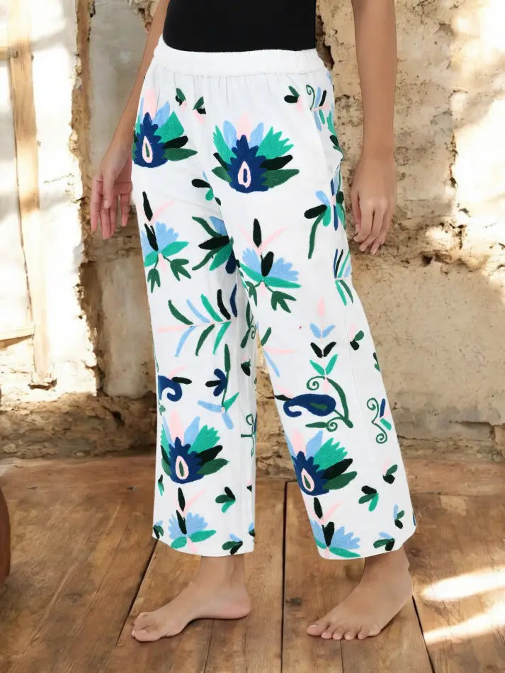 Boho Harem Pants Gift for Her – Handmade Embroidered Suzani Festival Pants, Boho Hippie Lounge Pajamas with Pockets, Unique Floral Yoga Pant