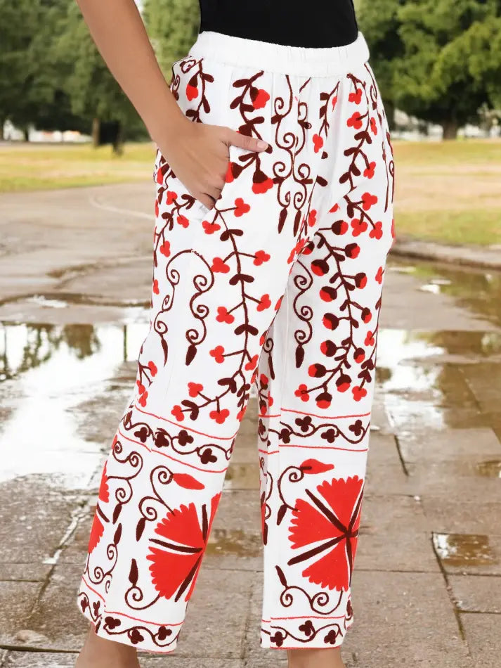 Boho Harem Pants Gift for Her – Handmade Embroidered Suzani Festival Pants, Boho Hippie Lounge Pajamas with Pockets, Unique Floral Yoga Pant