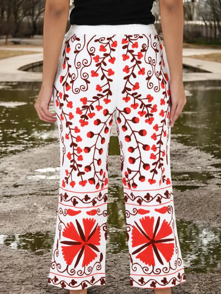 Boho Harem Pants Gift for Her – Handmade Embroidered Suzani Festival Pants, Boho Hippie Lounge Pajamas with Pockets, Unique Floral Yoga Pant
