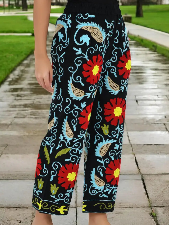Boho Harem Pants Gift for Her – Handmade Embroidered Suzani Festival Pants, Boho Hippie Lounge Pajamas with Pockets, Unique Floral Yoga Pant