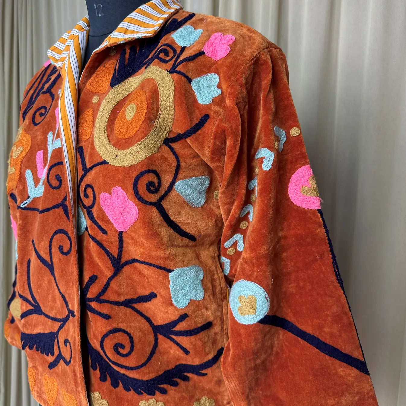 Boho Hand Embroidered Velvet Suzani Jacket, Brwon Floral Open Front Coat Winter Wear Free Size Robe Retro Chic Free Size Robe Blazer for Her