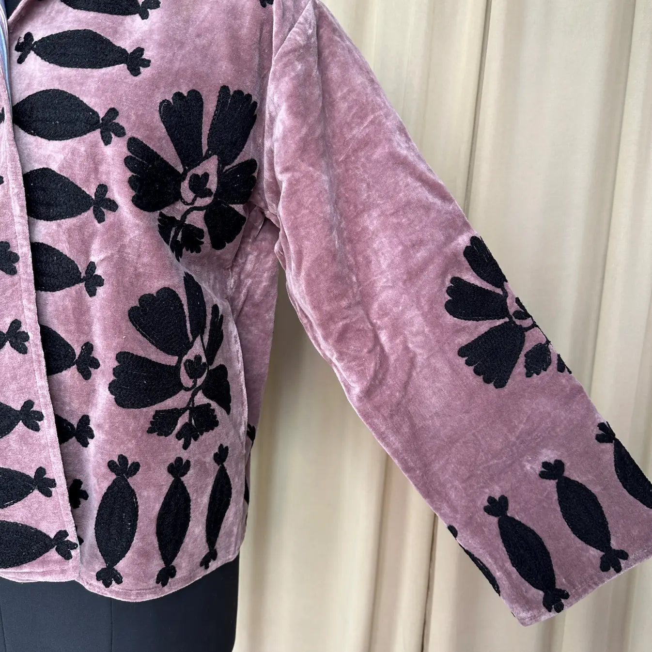 Boho Hand Embroidered Velvet Suzani Jacket, Dusty Grape Floral Open Front Coat Winter Wear Robe Retro Chic Free Size Robe Blazer for Her