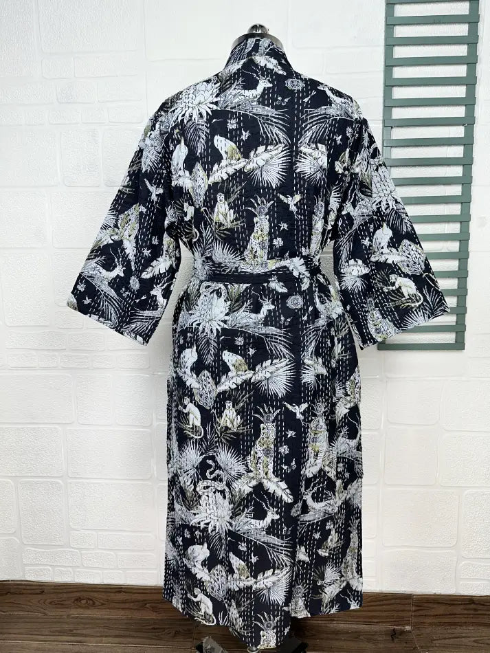 Kantha Pure Cotton Reversible Short Kimono Women Jacket Jungle Print Black White