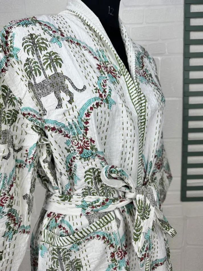 Kantha Pure Cotton Reversible Short Kimono Women Jacket Jungle Print White Green