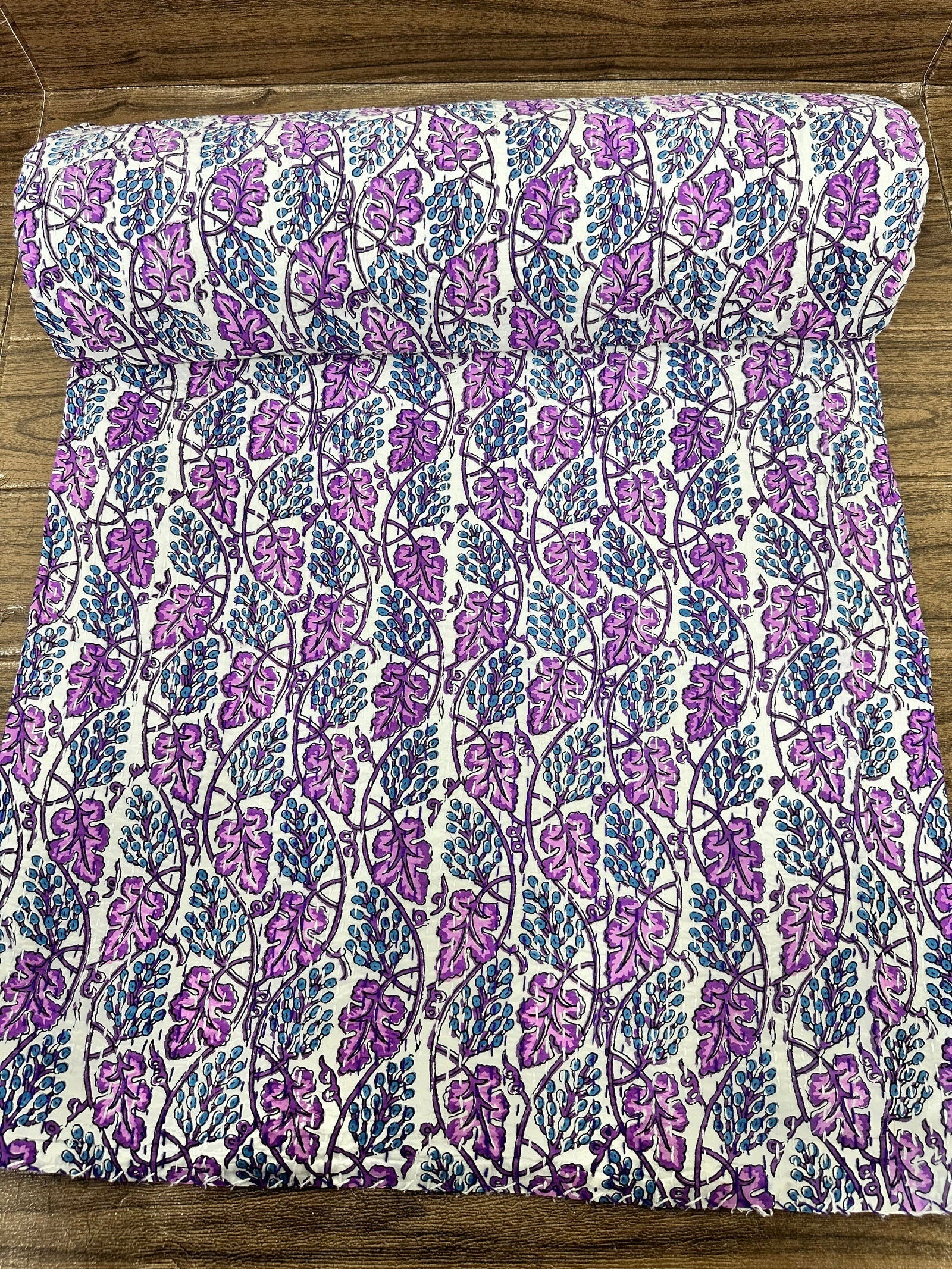 Pure Cotton Kantha Stitch Throw | Indian Hand Block Quilted King Size Bedspread/Sofa Cover Home Decor | Leaf Reversible Print White Purple