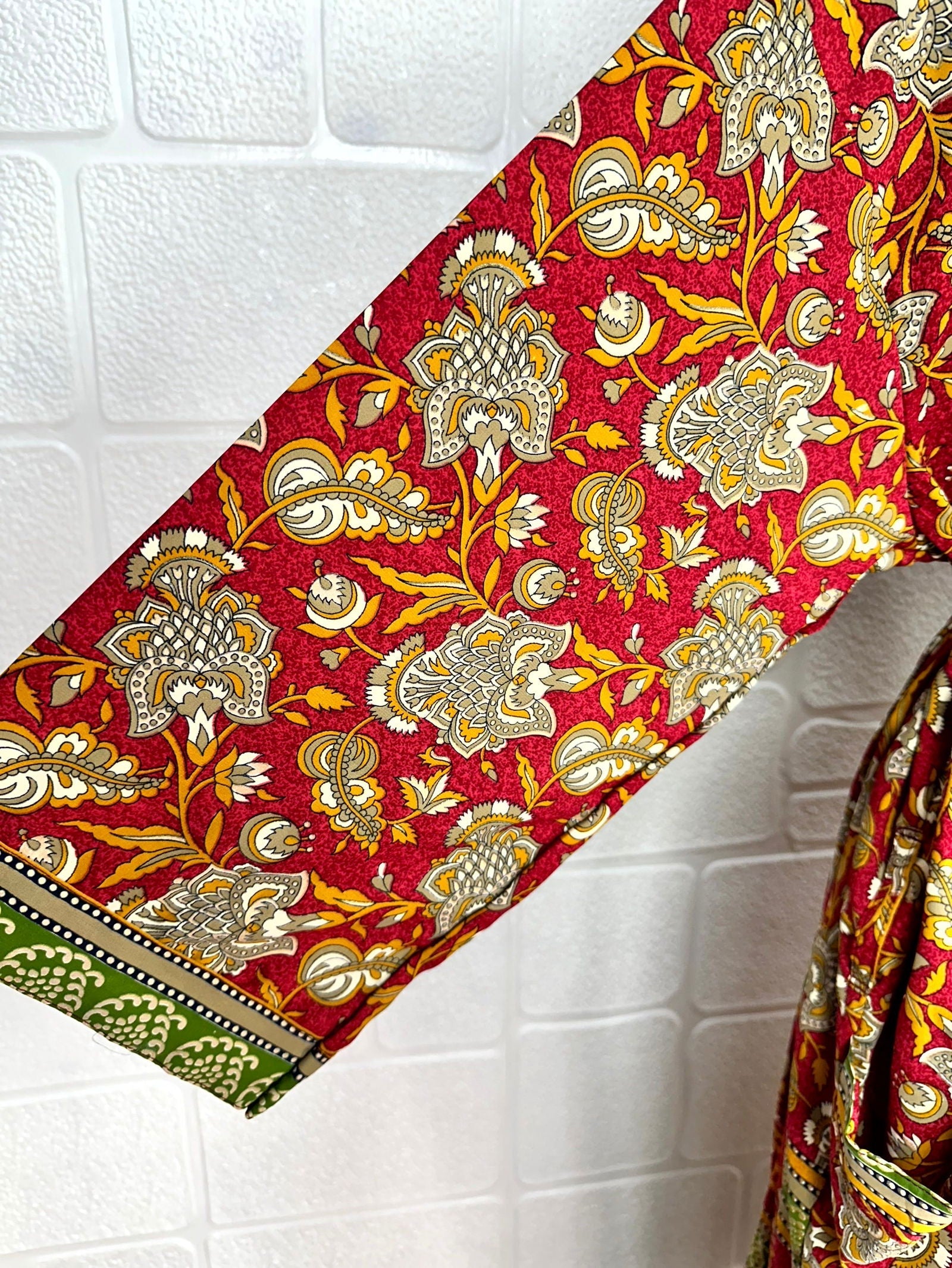 Recycle Boho House Robe Kimono Vintage Silk Sari Dressing Gown, Beach Coverup, Bridesmaid, Anniversary Gift Her | Floral Print