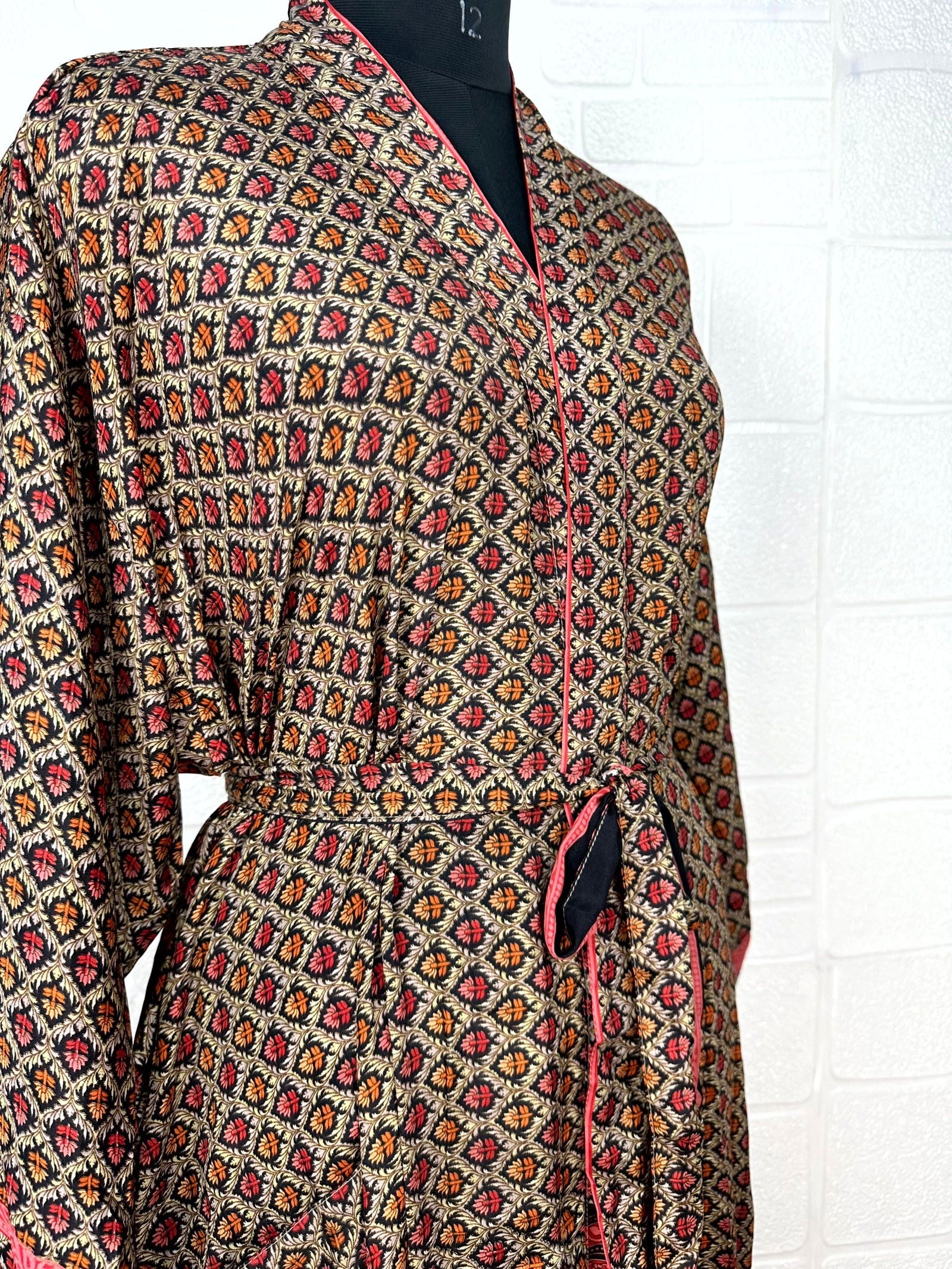 Recycle Boho House Robe Kimono Vintage Silk Sari Dressing Gown, Beach Coverup, Bridesmaid, Anniversary Gift Her | Floral Print