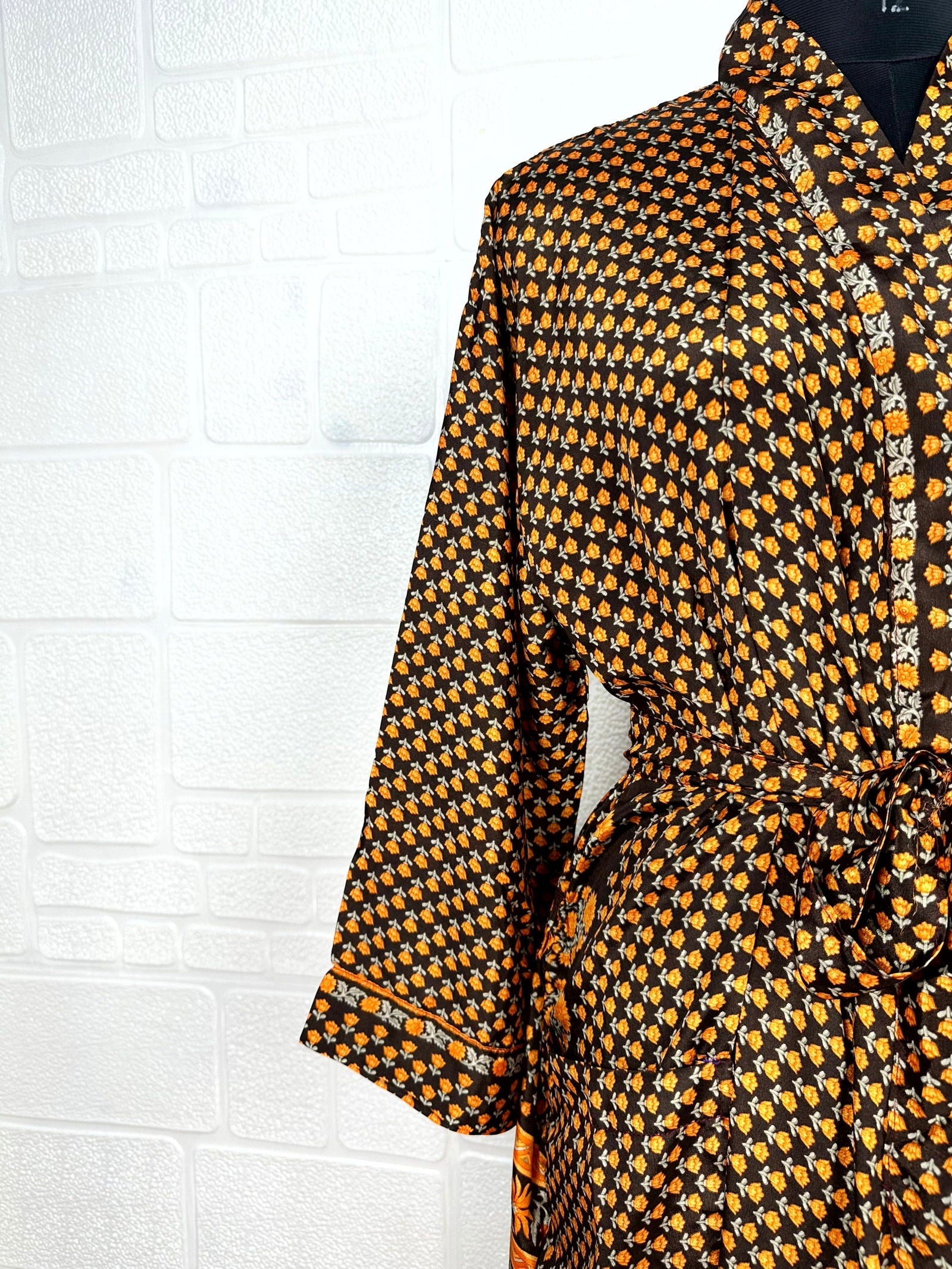 Recycle Boho House Robe Kimono Vintage Silk Sari Dressing Gown, Beach Coverup, Bridesmaid, Anniversary Gift Her | Floral Print