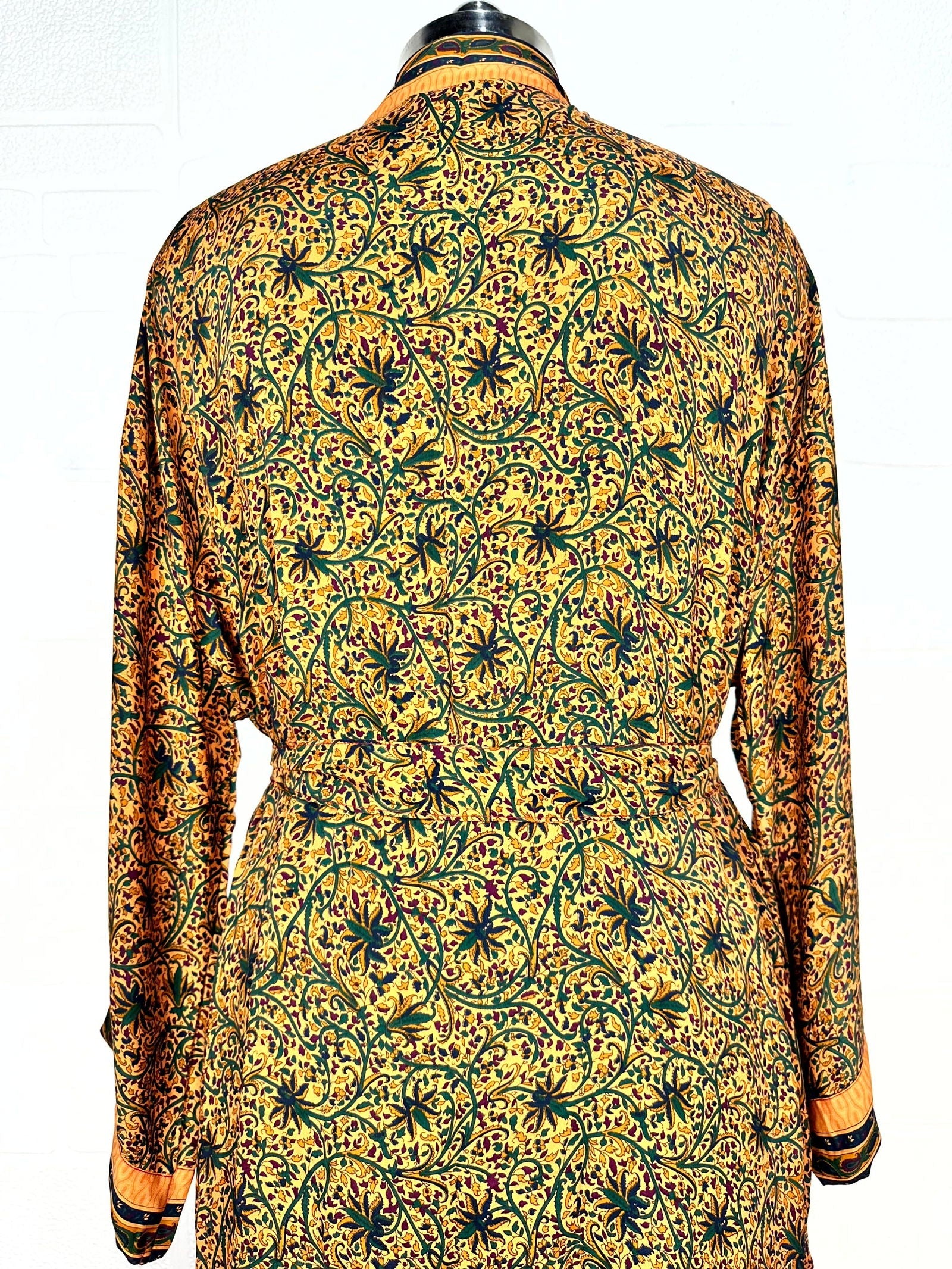 Recycle Boho House Robe Kimono Vintage Silk Sari Dressing Gown, Beach Coverup, Bridesmaid, Anniversary Gift Her | Floral Print
