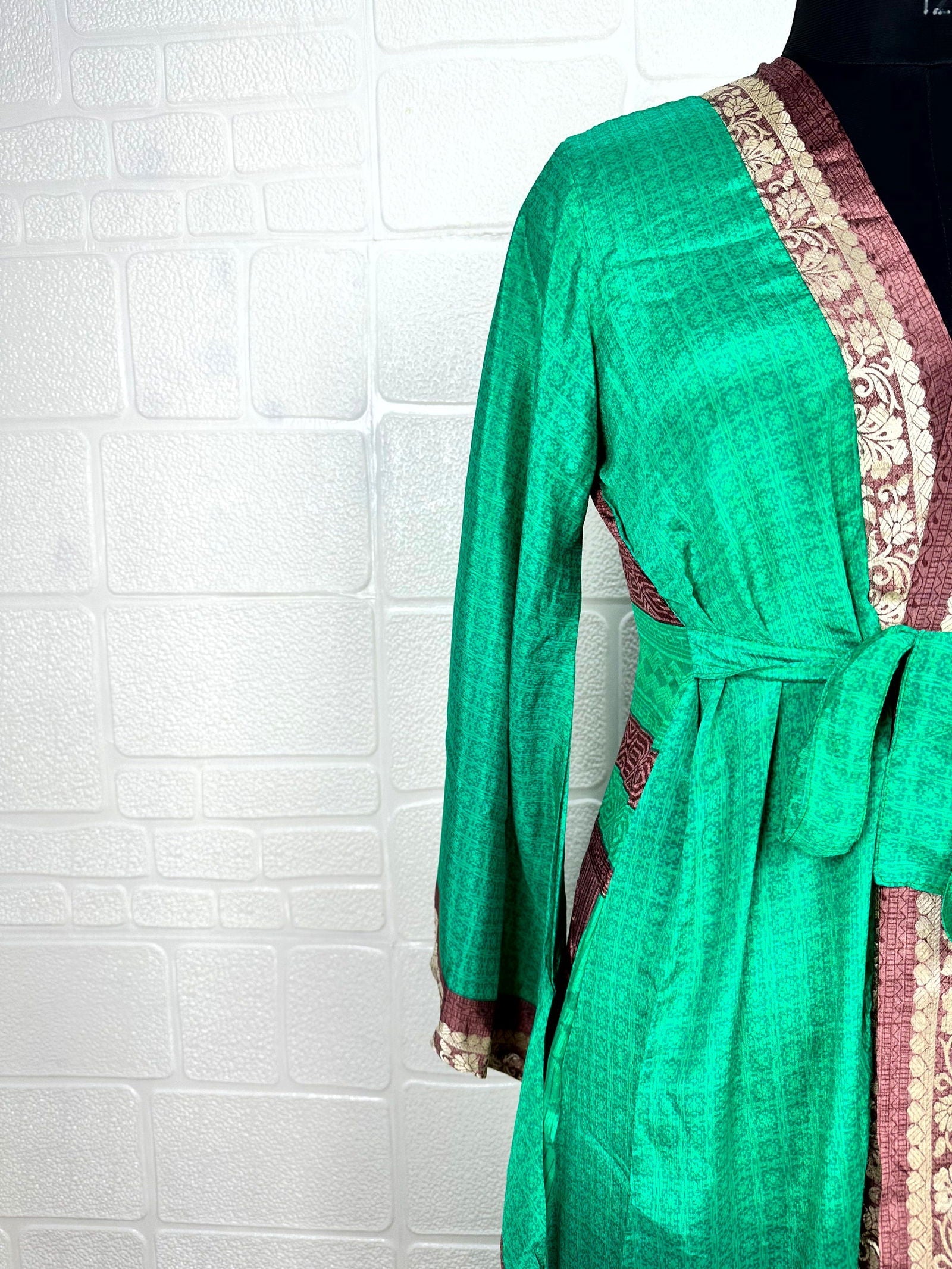 Recycle Boho House Robe Kimono Vintage Silk Sari Dressing Gown, Beach Coverup, Bridesmaid, Anniversary Gift Her | Floral Print